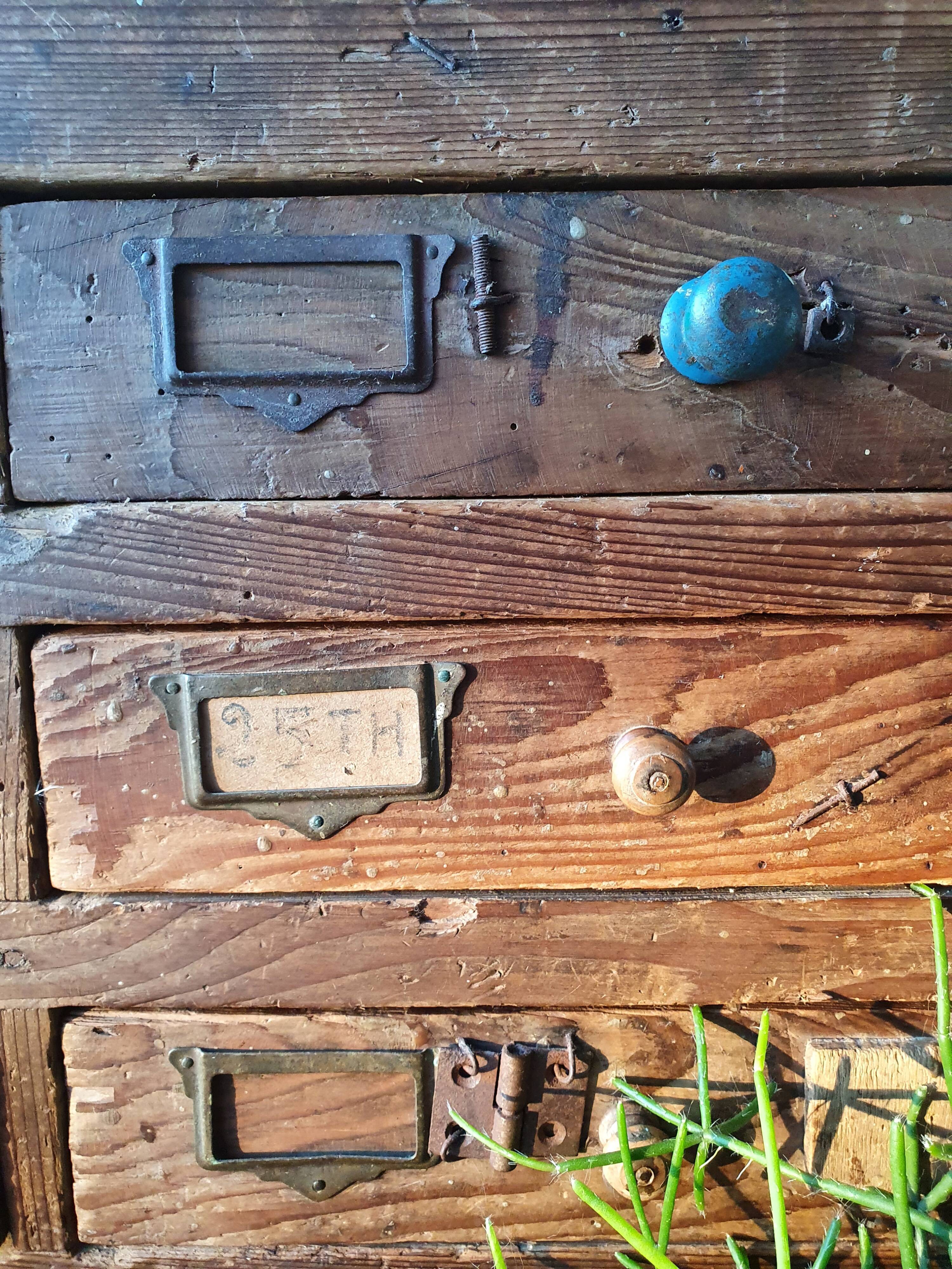 Trade cabinet 24 drawers