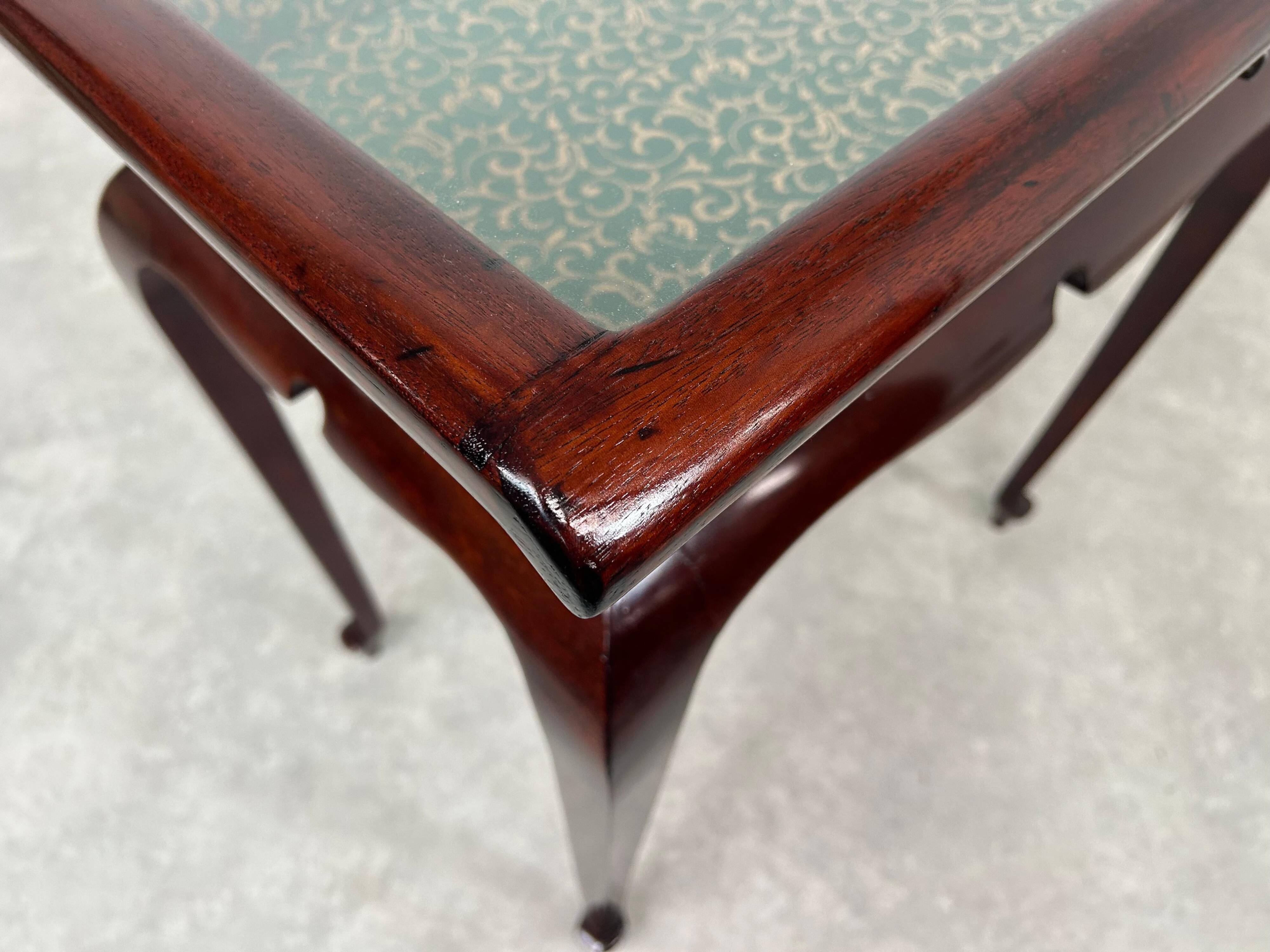Art Deco display table in mahogany