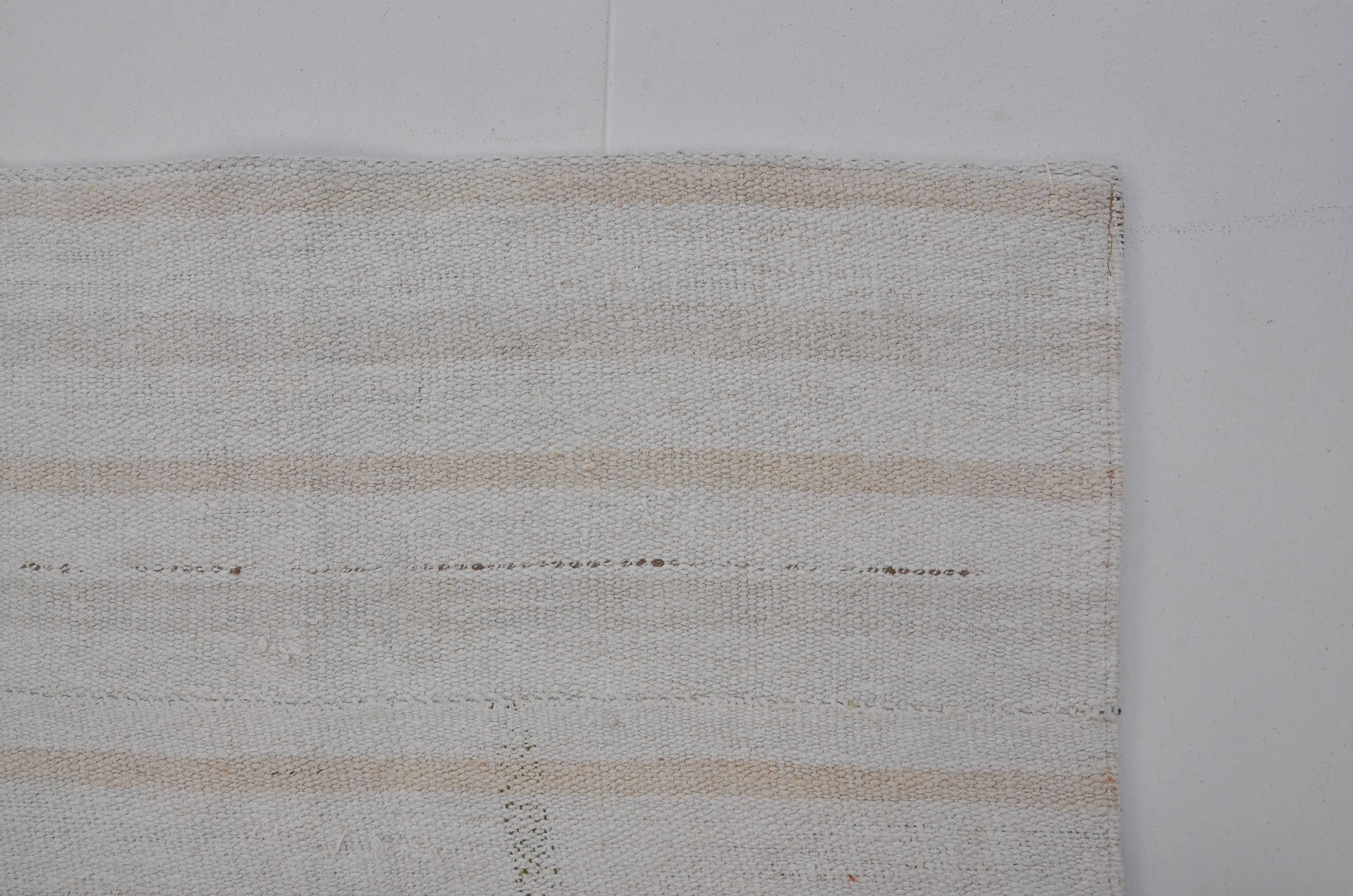 White Neutral Vintage Hemp Kilim Rug sku3799