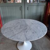Knoll style table.