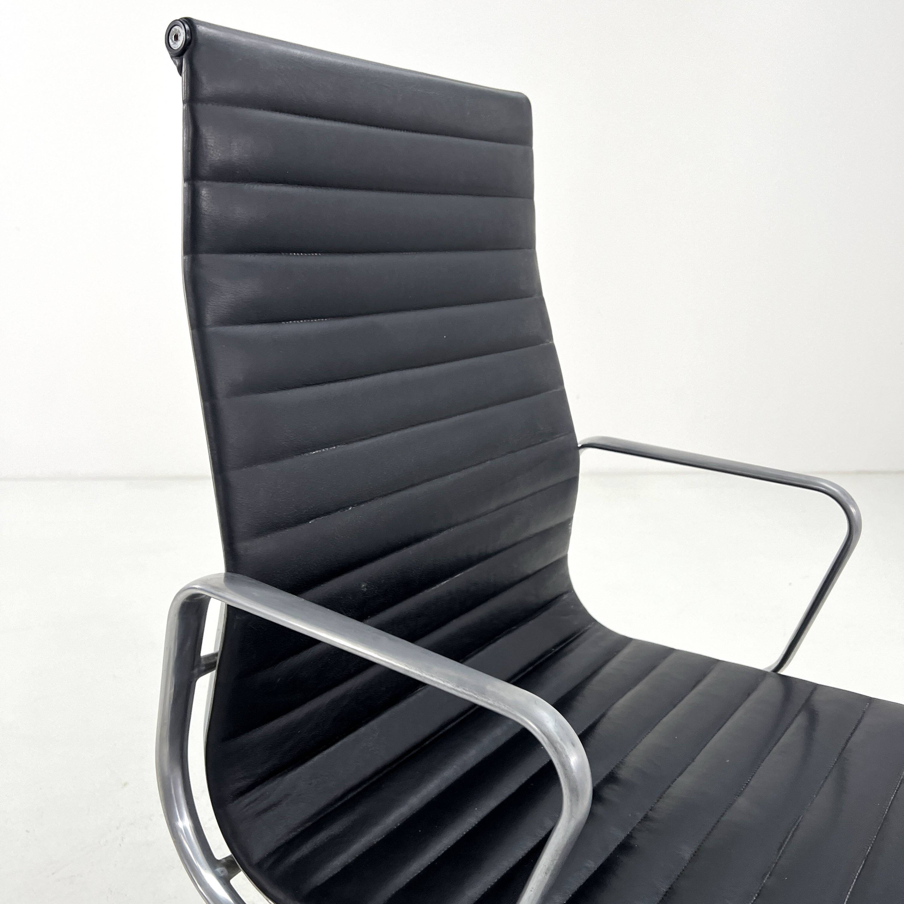 Fauteuil de bureau EA119 par C.& R. Eames pour ICF, 1970