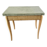 Extendable table