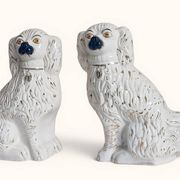Pair of King Charles Spaniel dogs in Staffordshire majolica style.