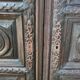 Paire de portes sculptées