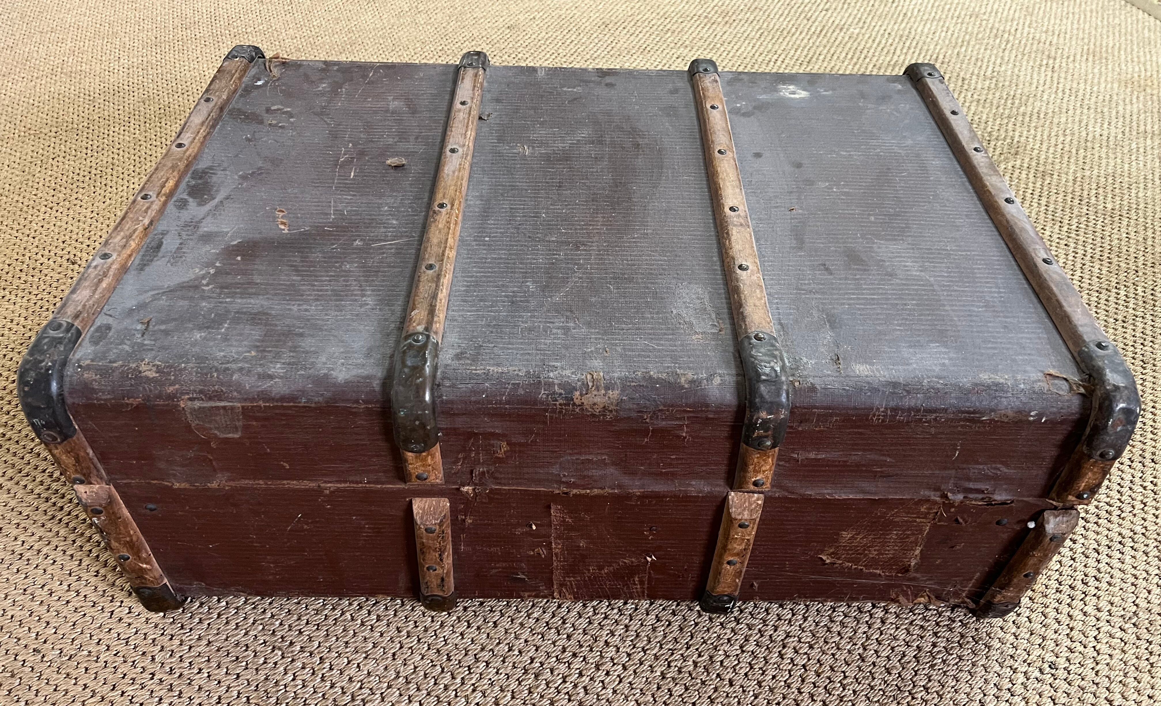Vintage trunk in wood and leather, St Hubert Paris