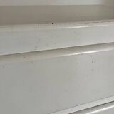 White chest of drawers