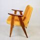 Fauteuil vintage Chierowski 366, 1970, velours jaune or