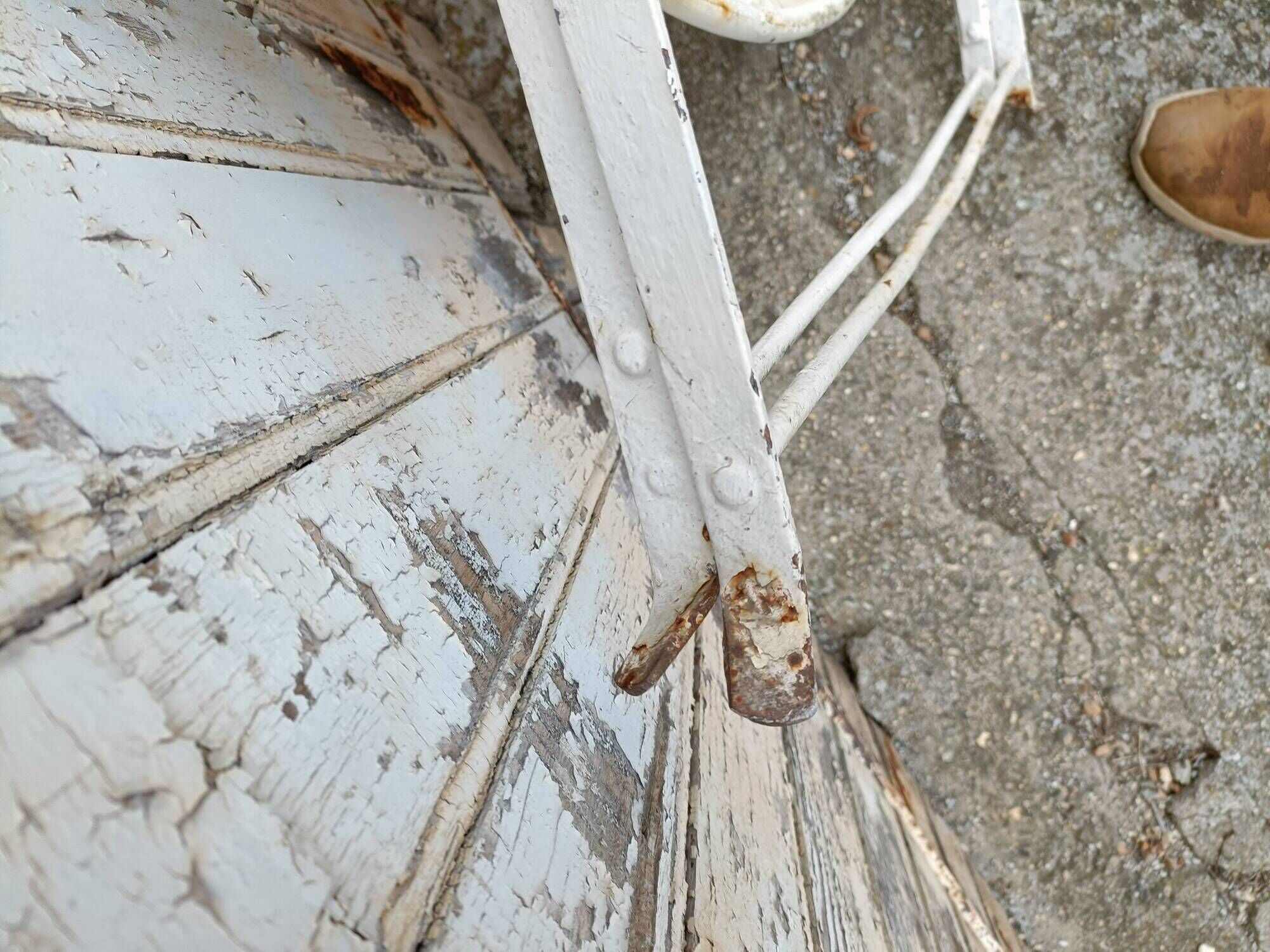 Garden furniture 4 places wrought iron old vintage xxeme