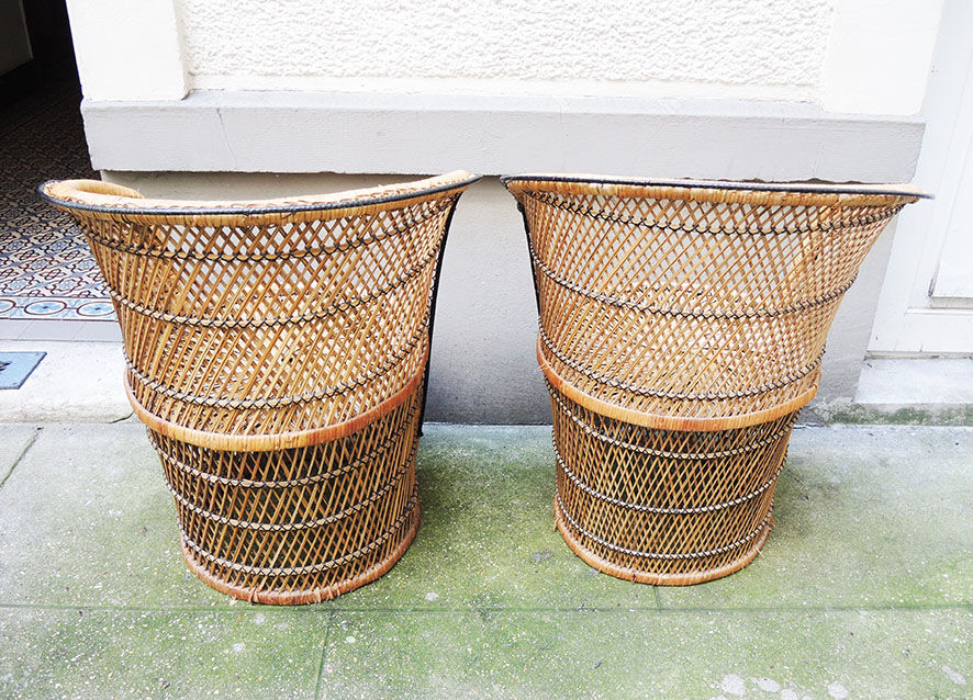 2 old armchairs 'Emmanuelle' in wicker