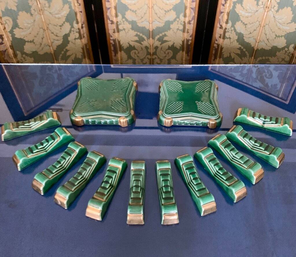 Knife holder + Art Deco bottle coaster