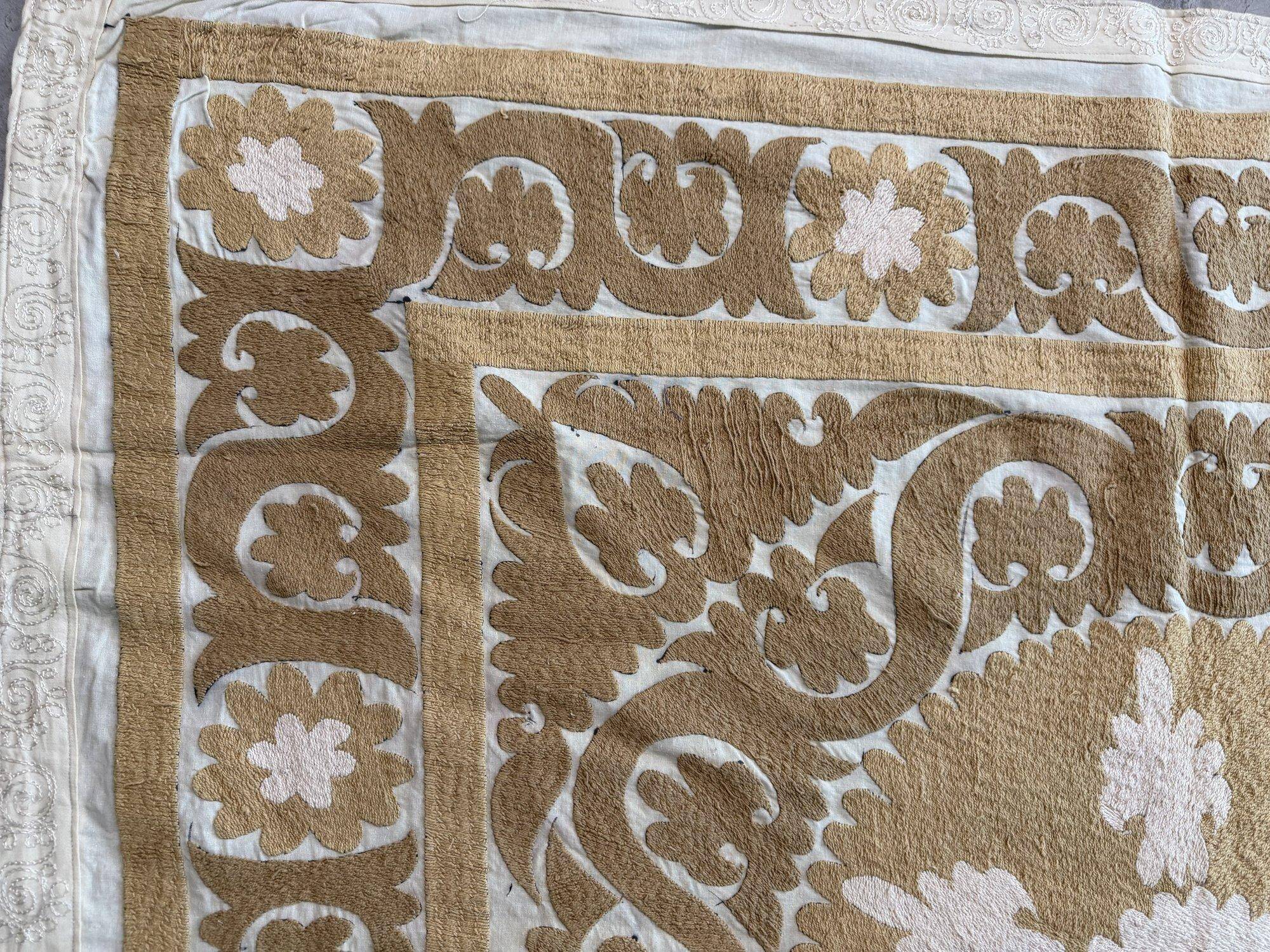 Vintage hand-embroidered tablecloth 129x138 cm