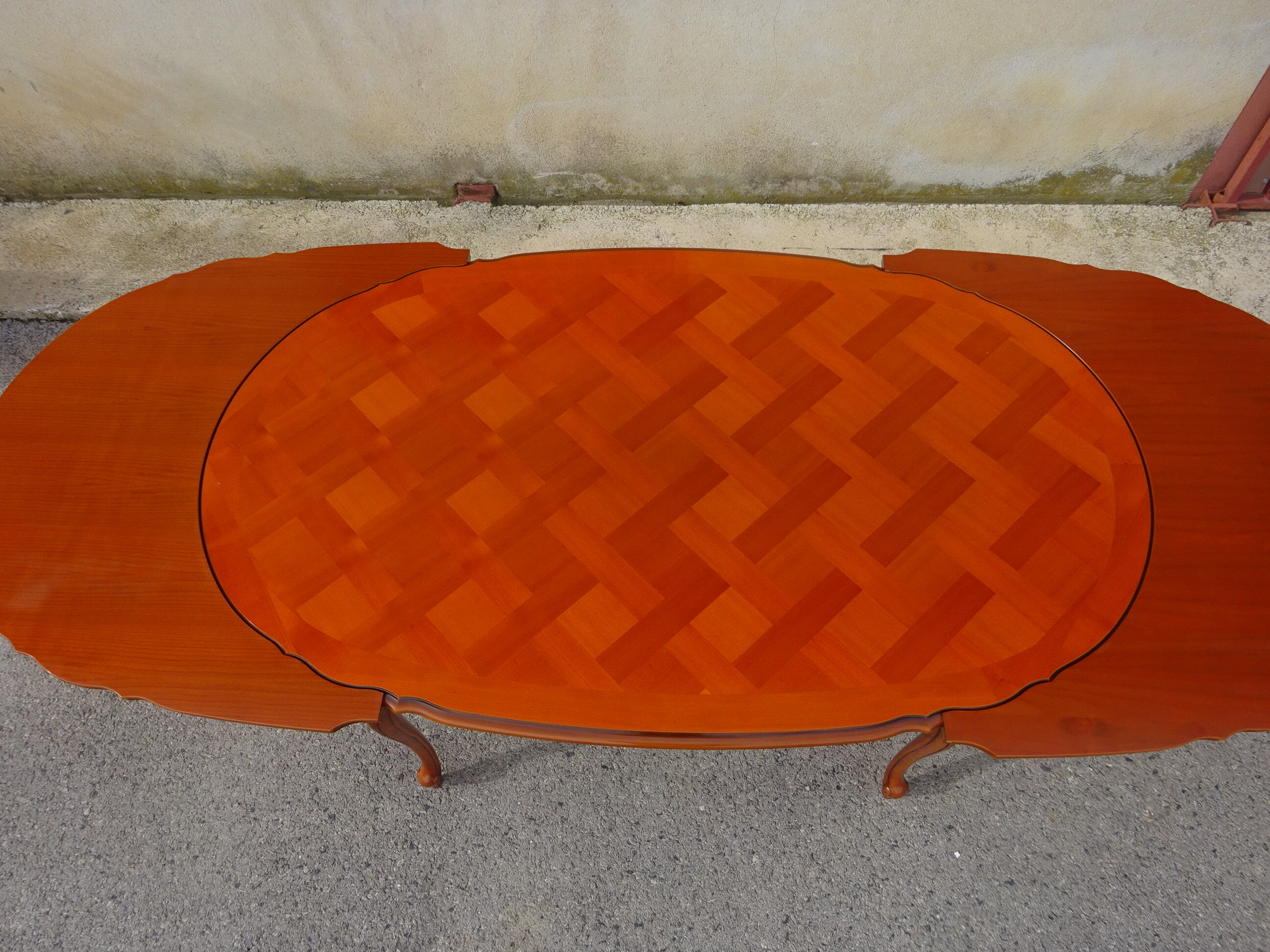 Large oval table in Louis XV style