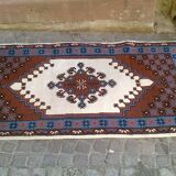 Hand-knotted vintage carpet 190x100cm