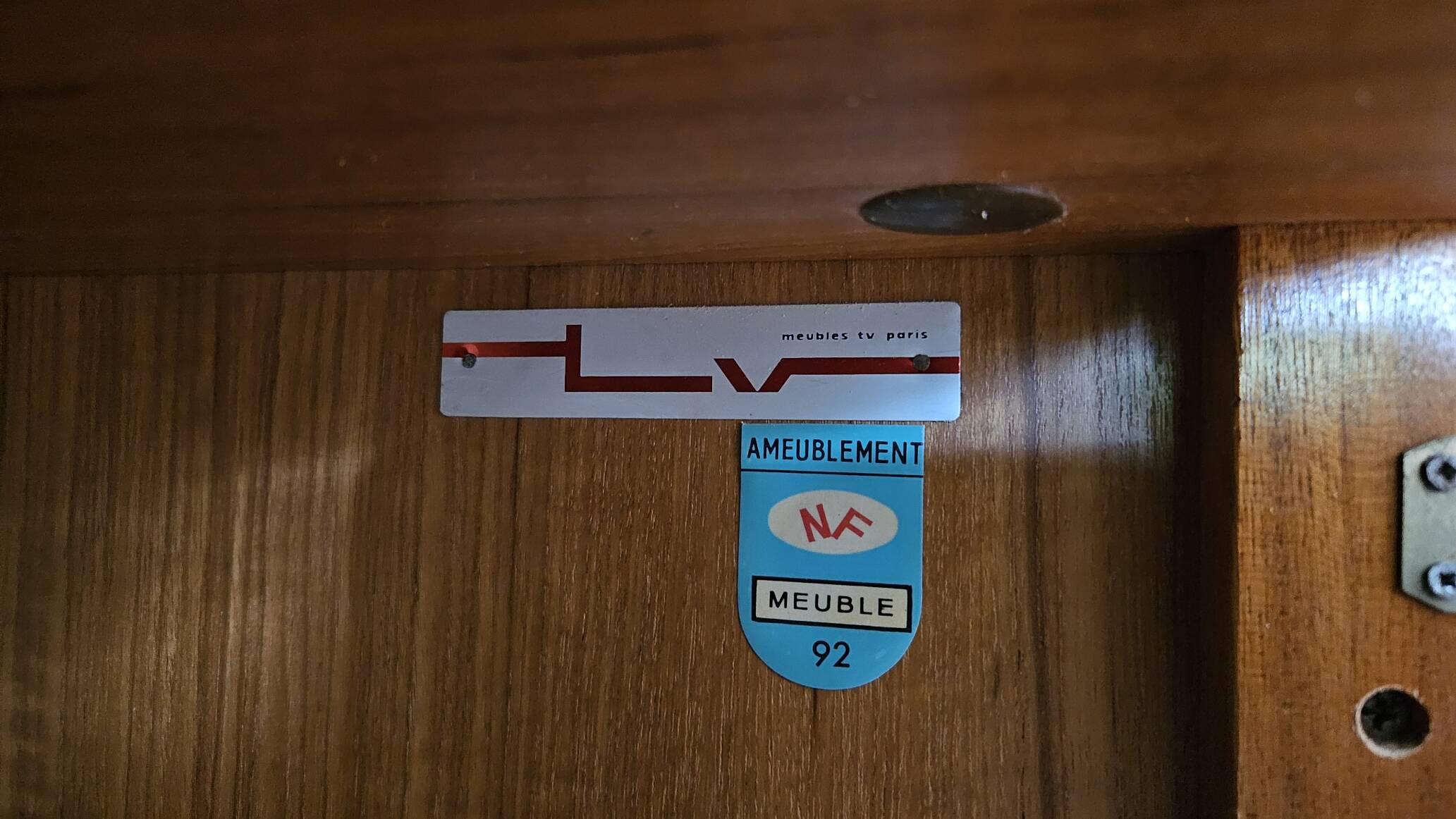 Scandinavian living in teak