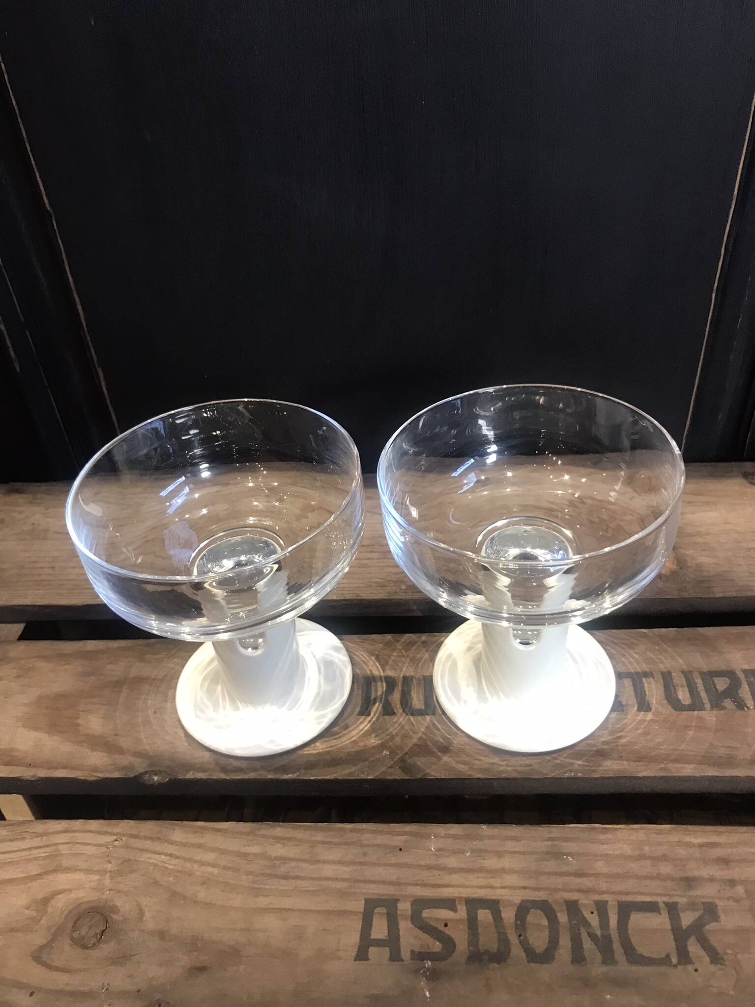 2 Kaveri 80's design champagne glasses by Jorma Vennola for Iittala