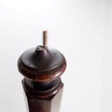 Porte-manteau ou chapeau vintage en bois sur trépied