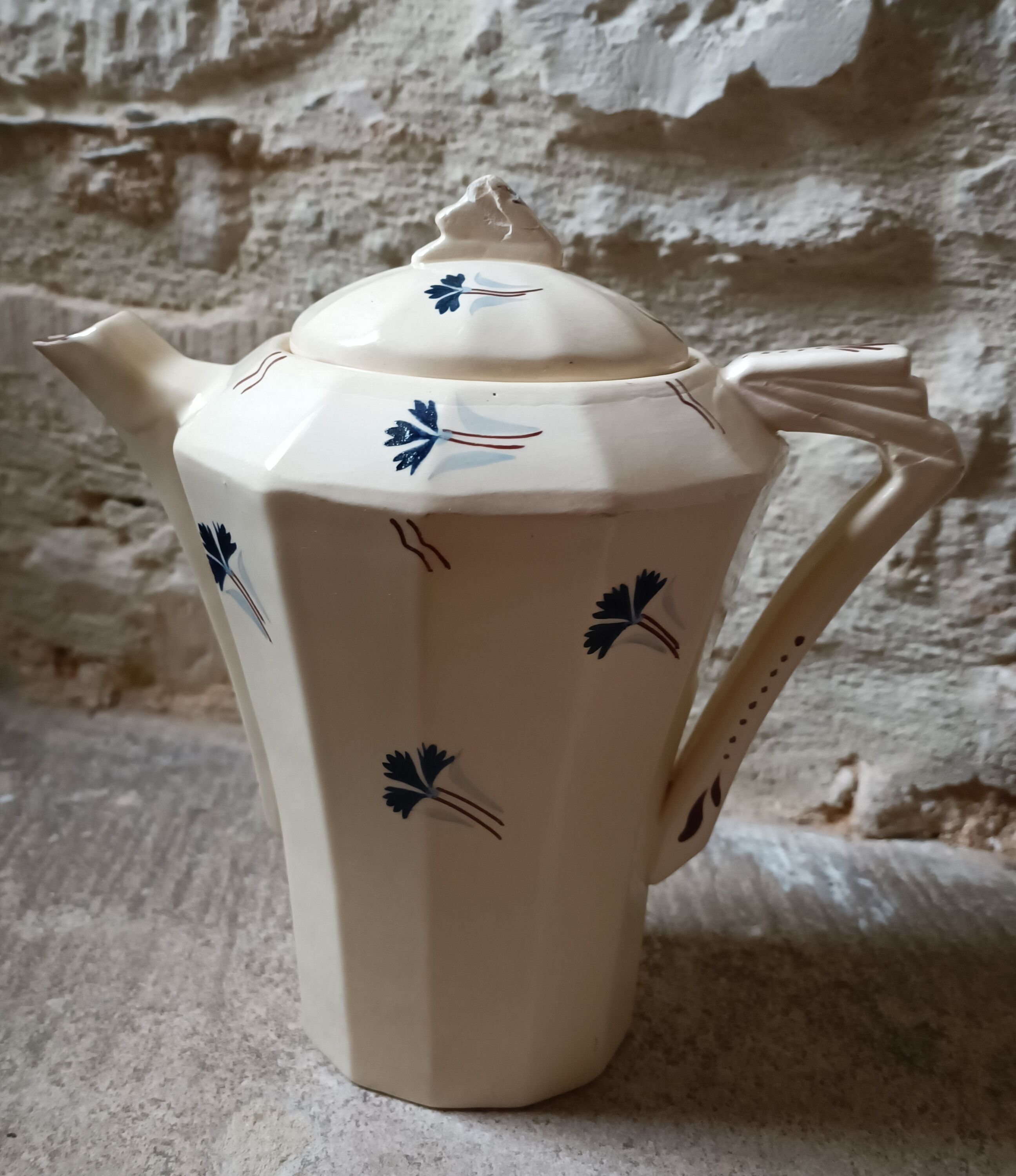 Iron earth teapot Moulin des loups