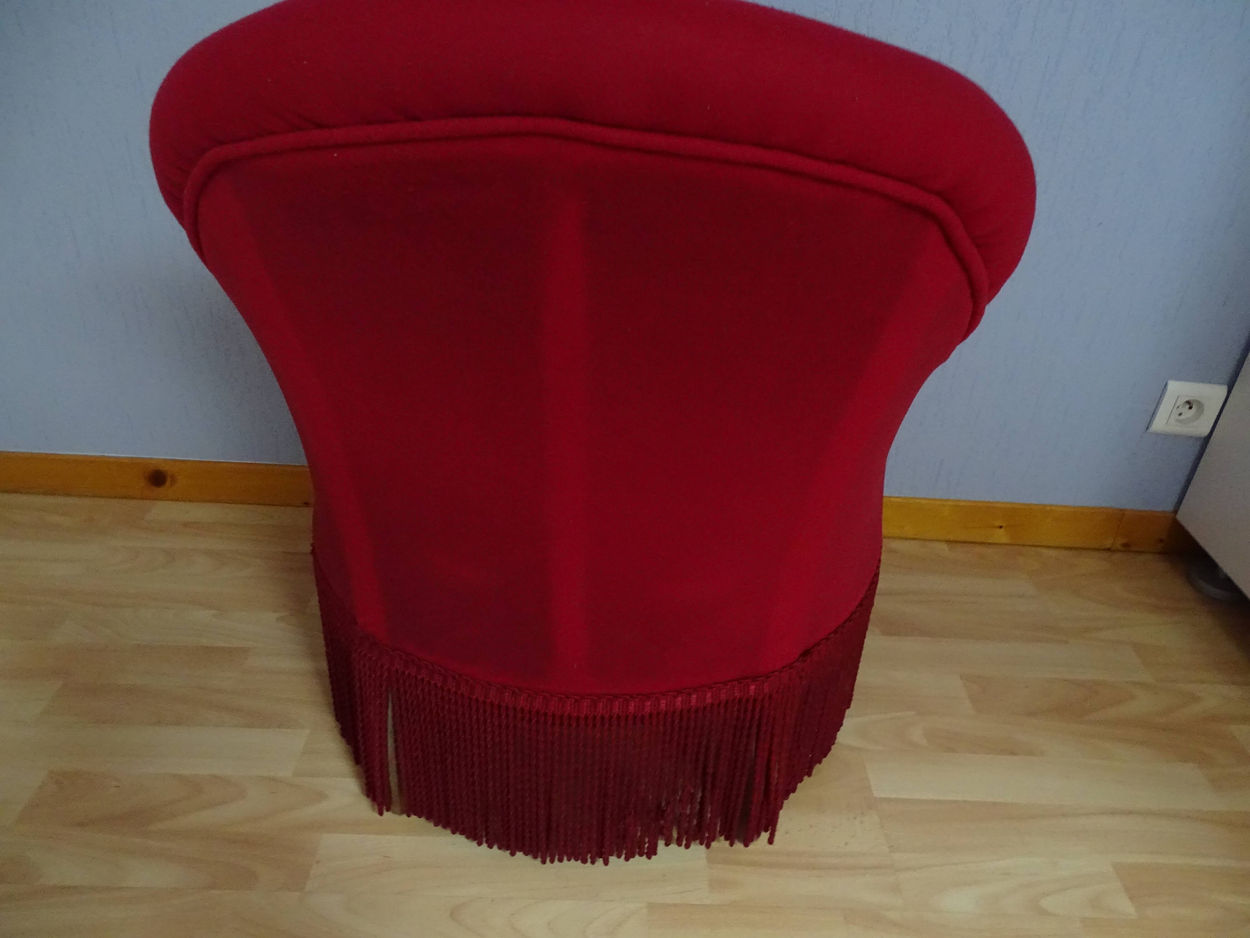 Red toad armchair vintage top