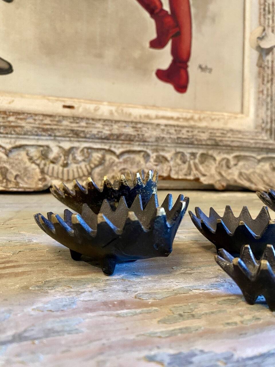 Hedgehog nesting ashtray/trinket dish in brass, attributed to Walter Bosse, for Hertha Baller, Austria 1950s.