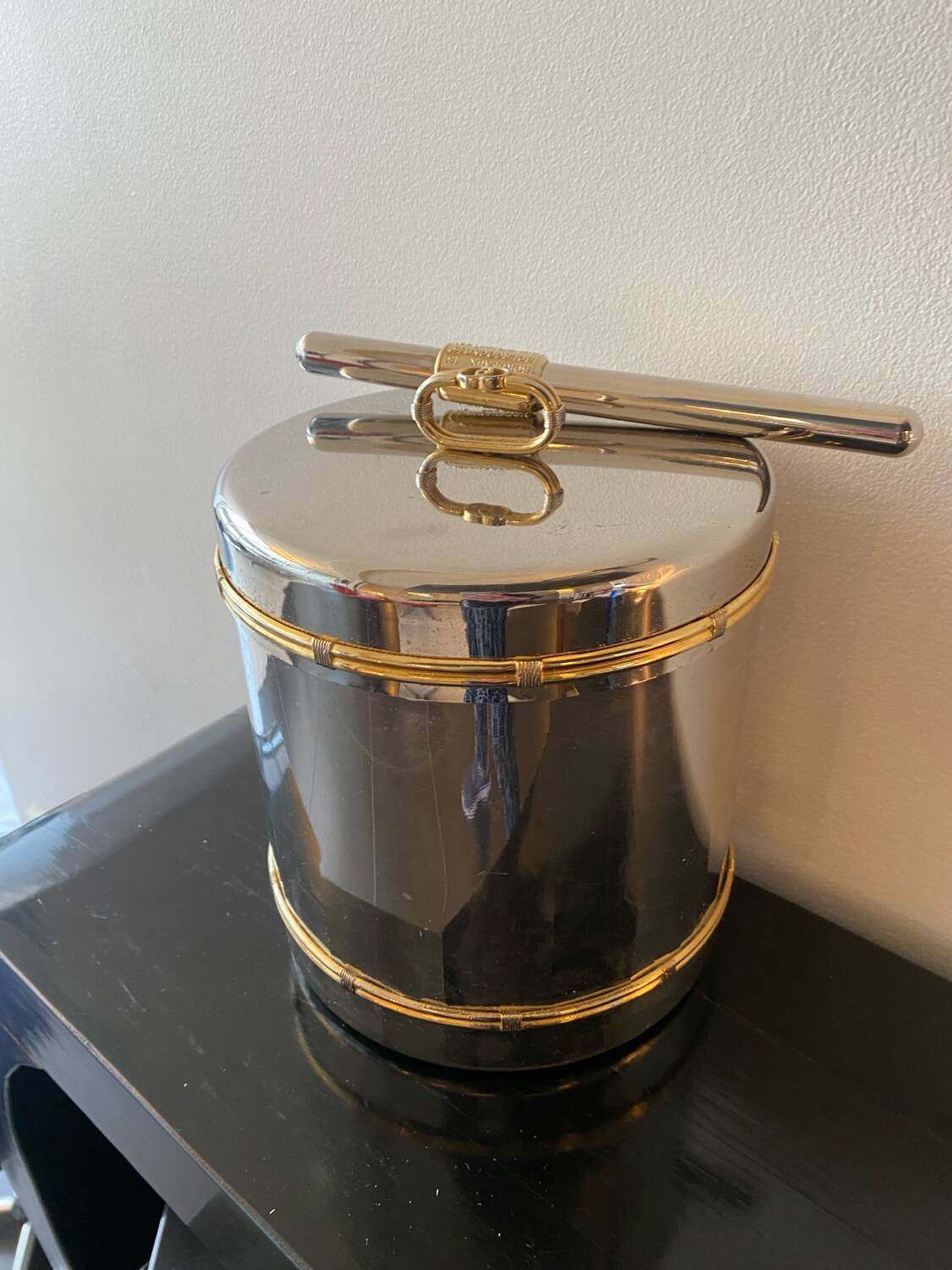Vintage 60/70 et rare seau à glce ou caviar gucci en métal argenté