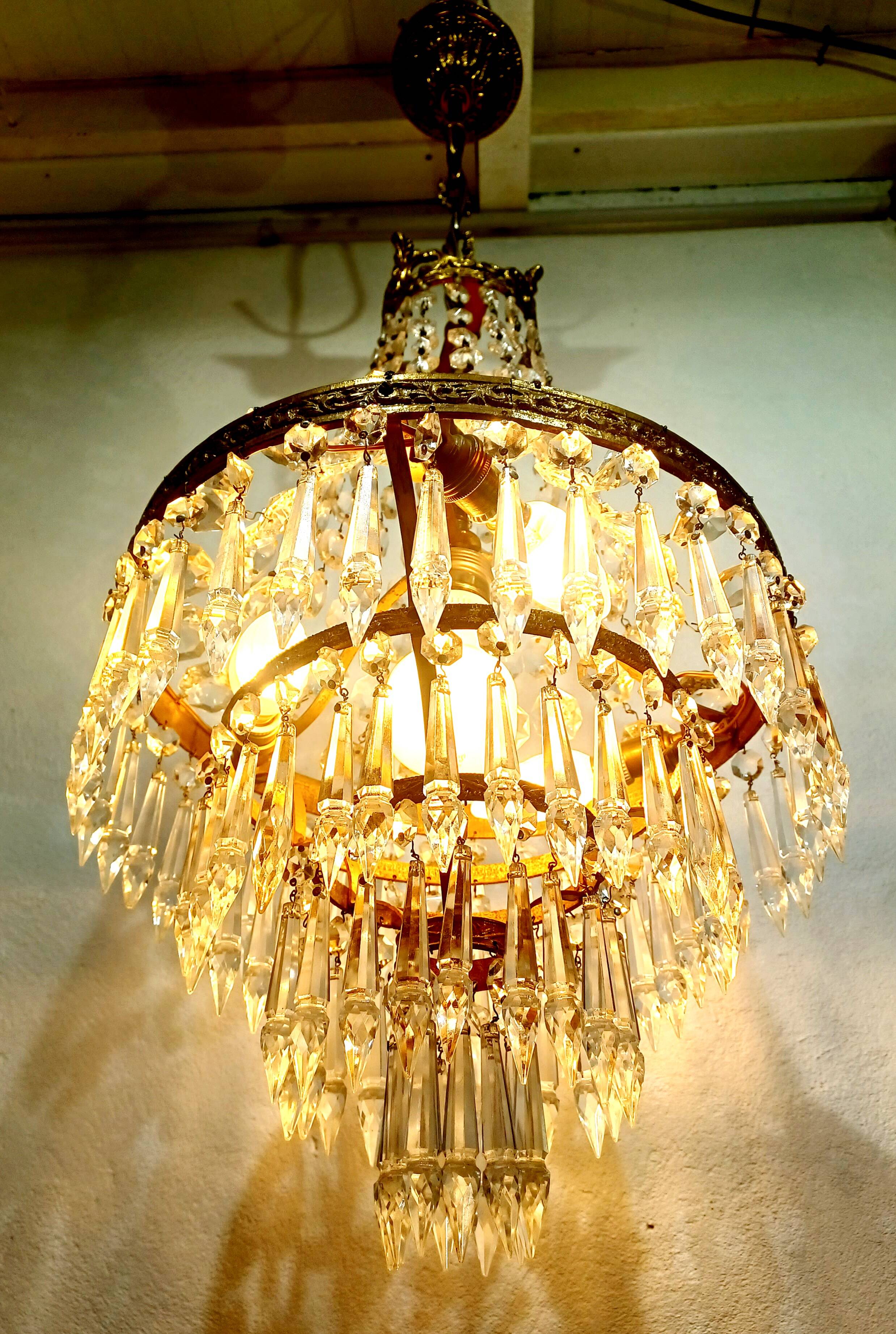 4-light hot air balloon chandelier