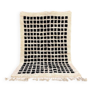Handmade black square rug size 150 x 250 cm
