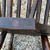 6 Windsor chairs stamped