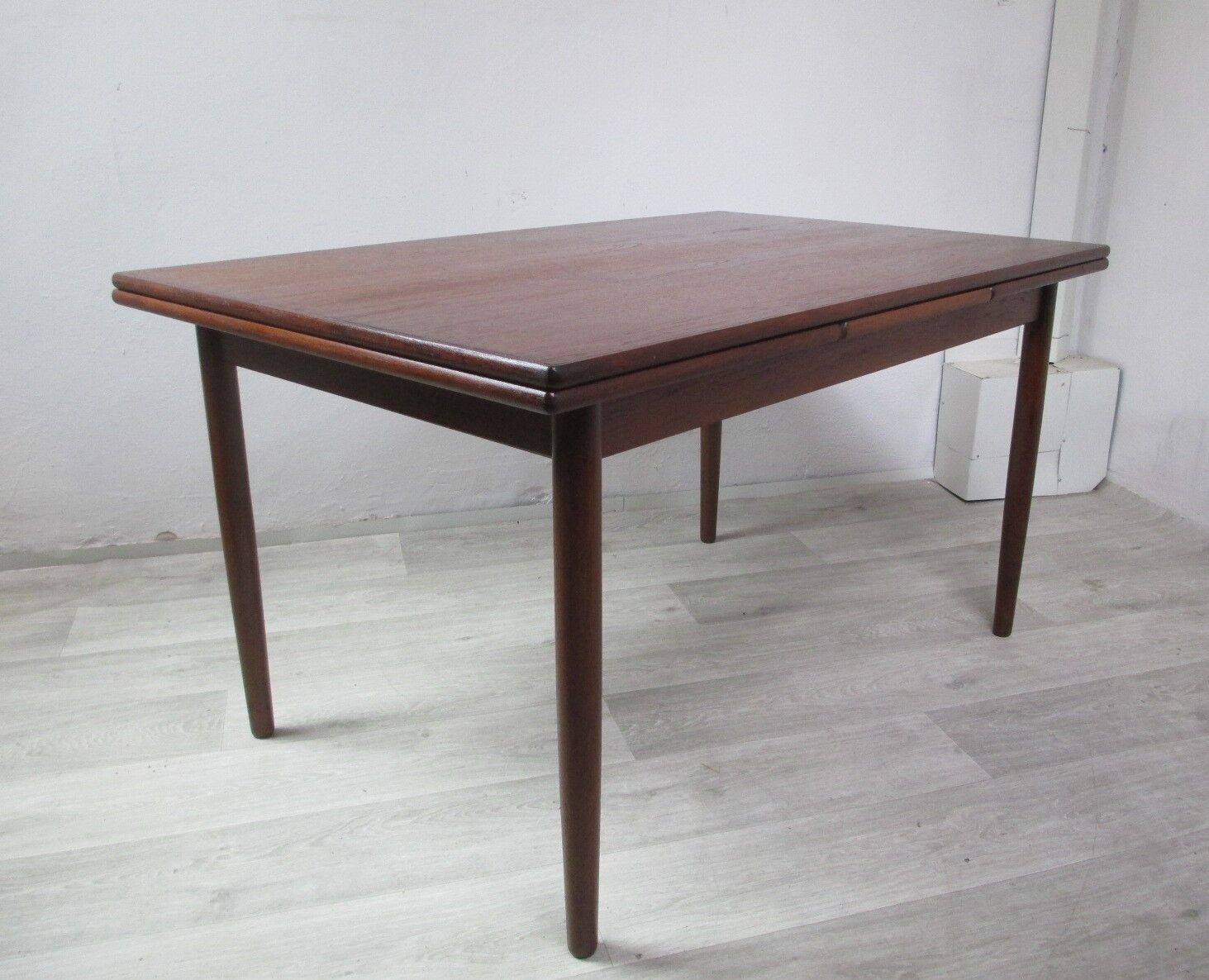 Extendable table, 1970s