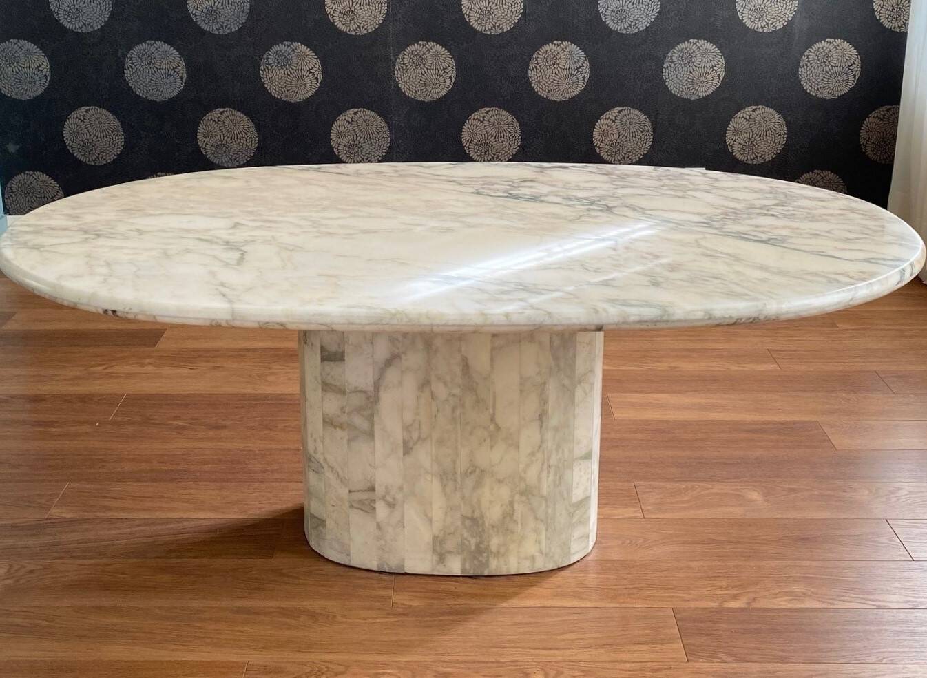 Oval marble table