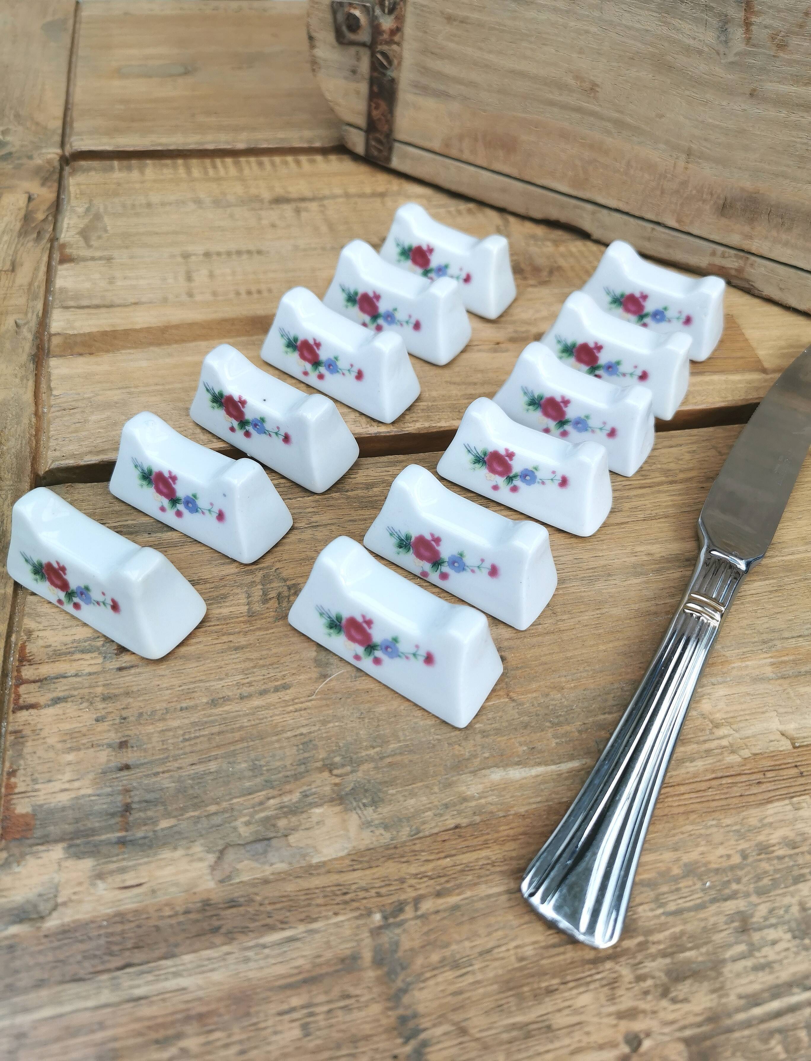 Set of 12 knife holders