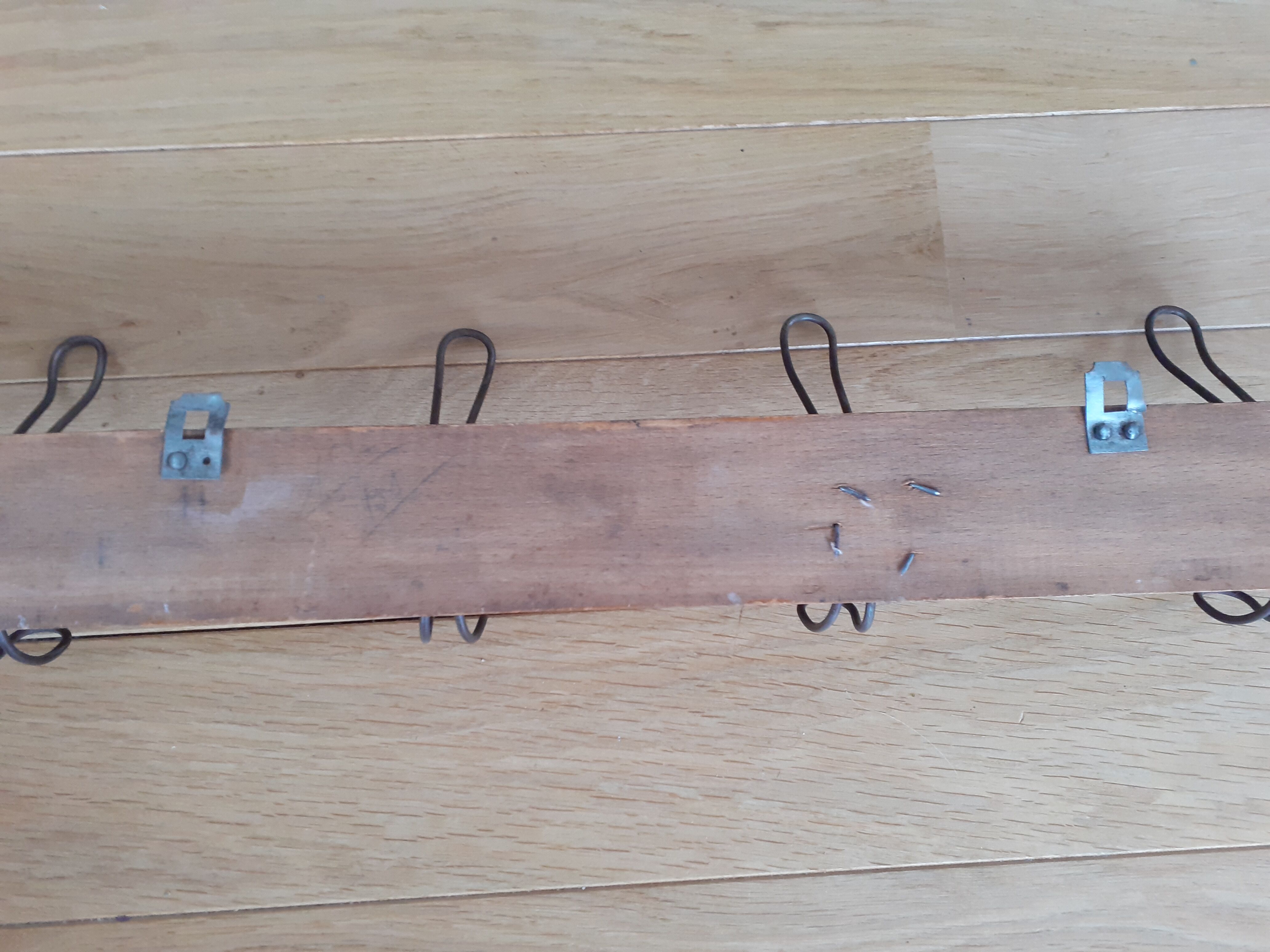 Coat rack 6 hooks school style