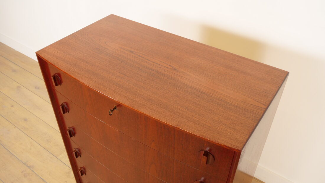 Vintage chest of drawers | 6 drawers | 120 cm | Teak | Henning Kjaernulf