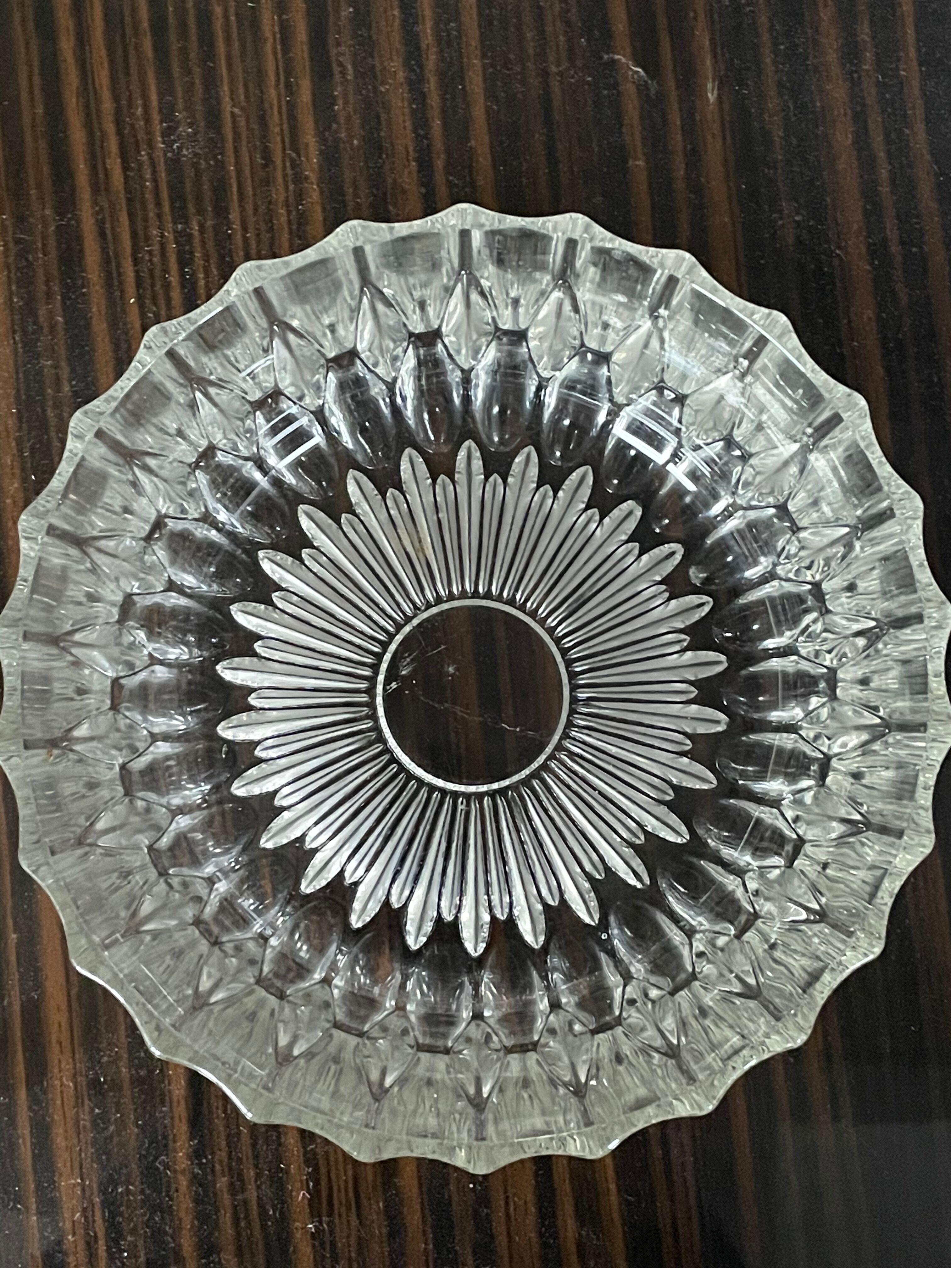 Pressed glass bowl year 70