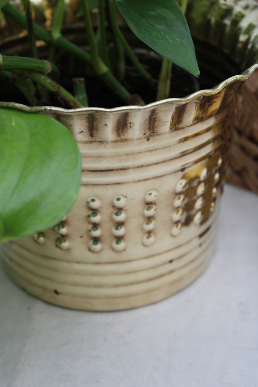 Golden pot cover