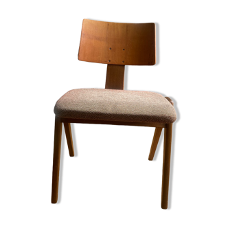 Compass base chair