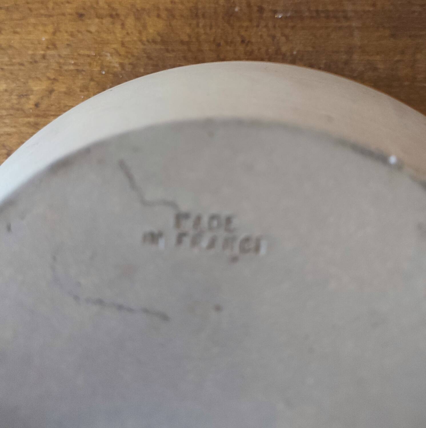 Stoneware salad bowl