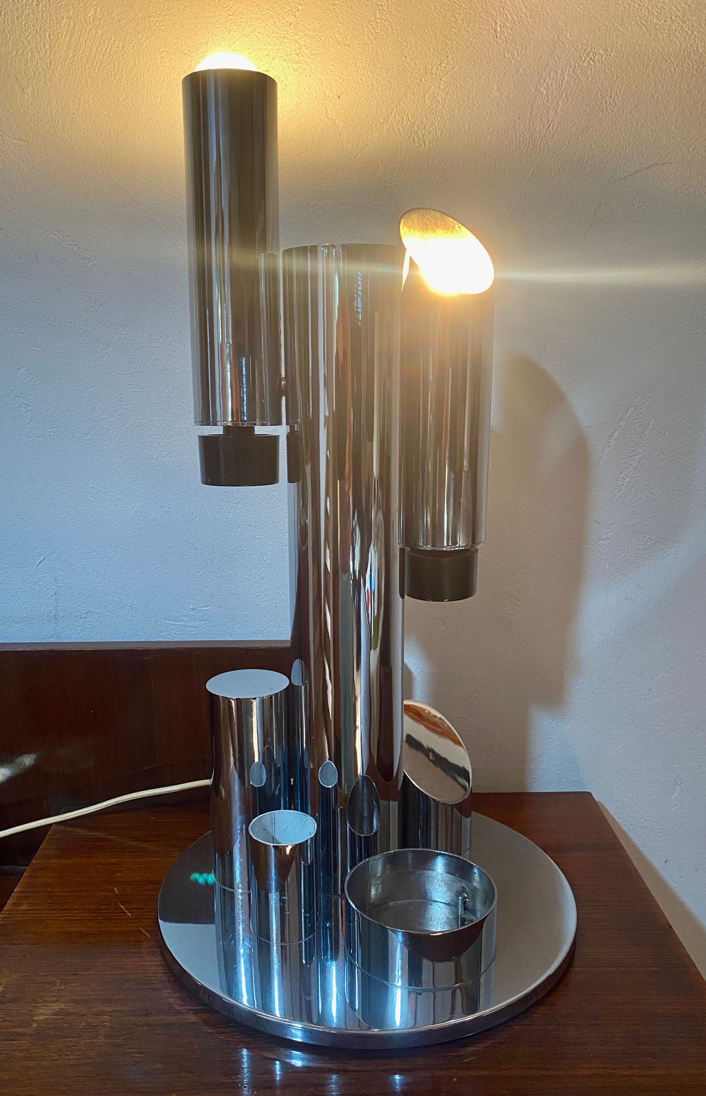 lamp fase model babylonia circa 70