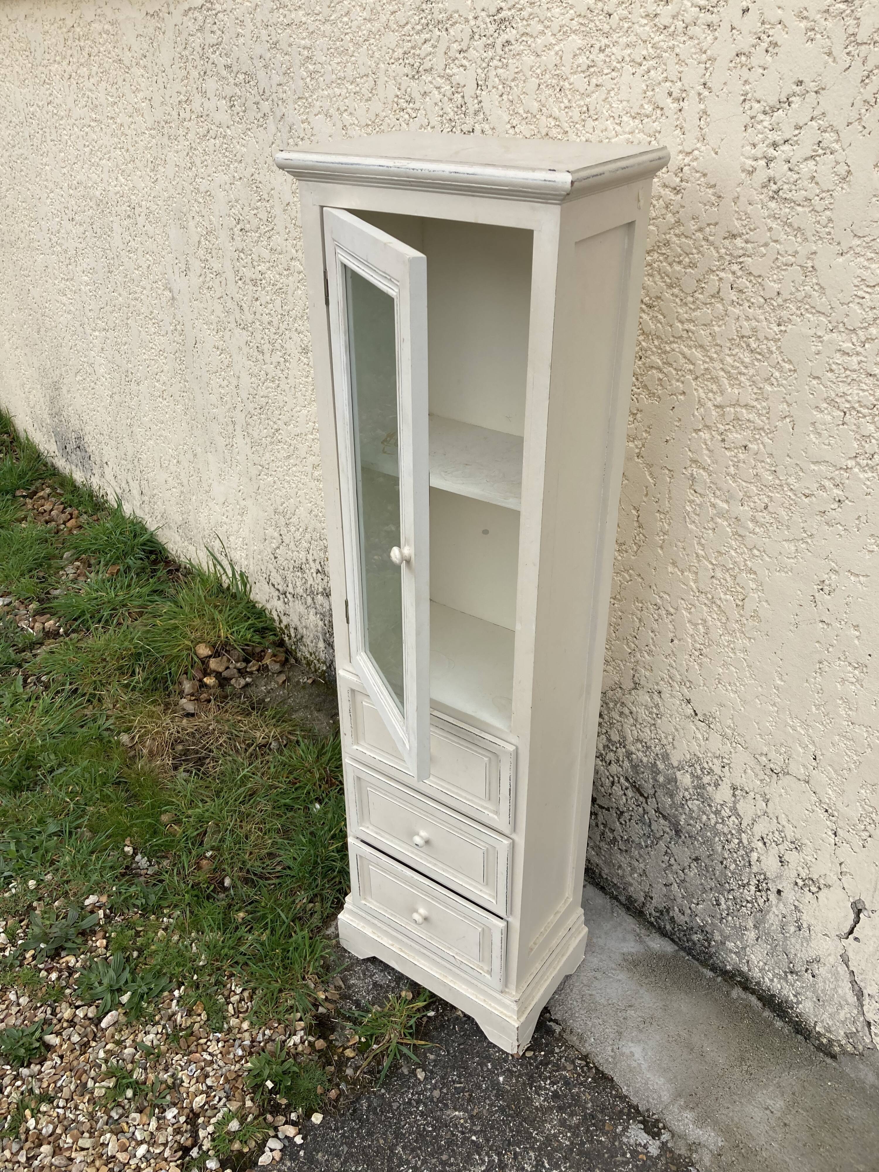 Bathroom top cabinet