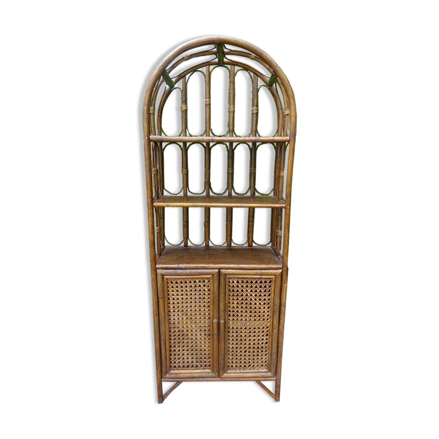 Rattan canning shelf