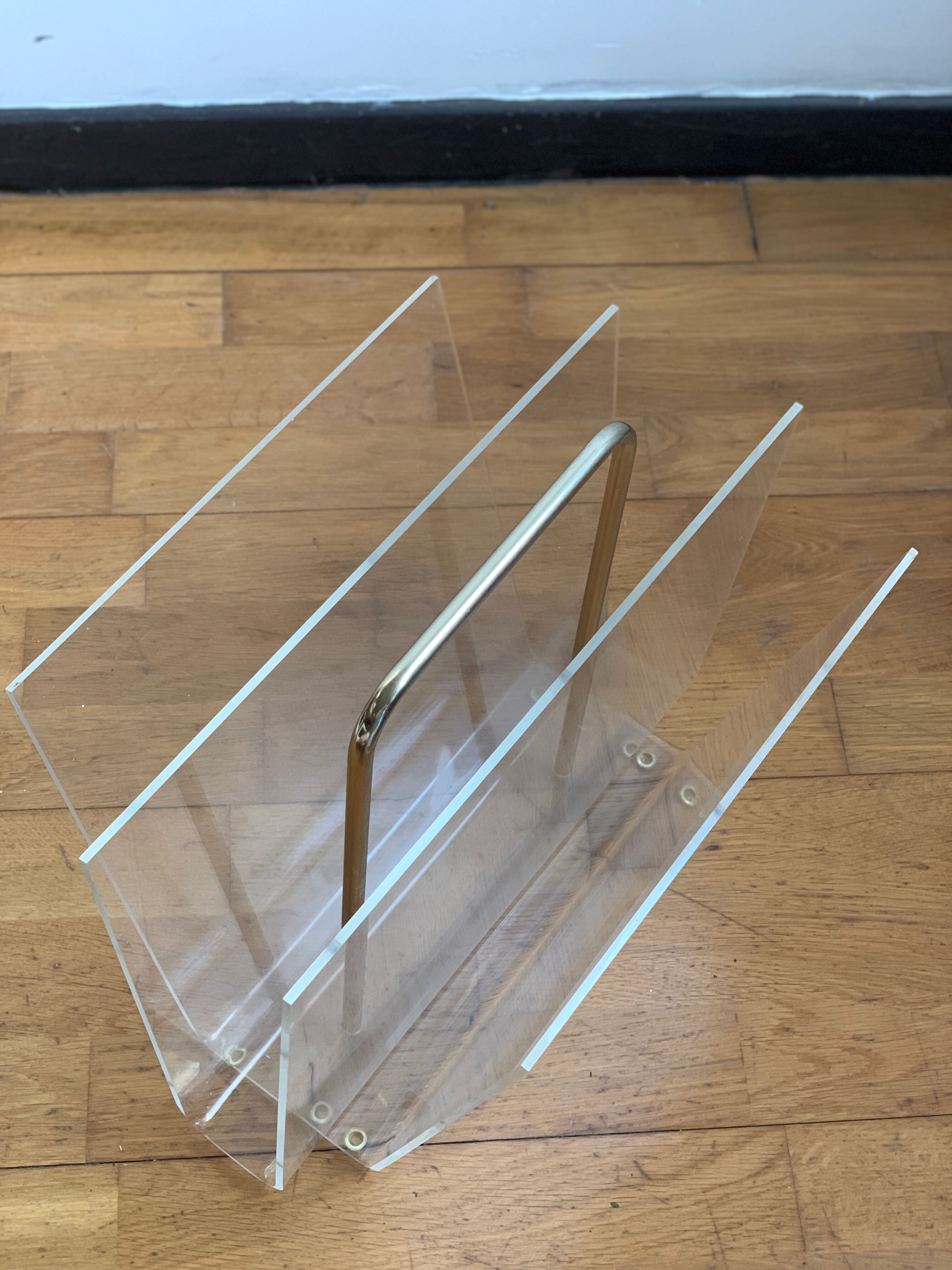 Plexiglas magazine holders