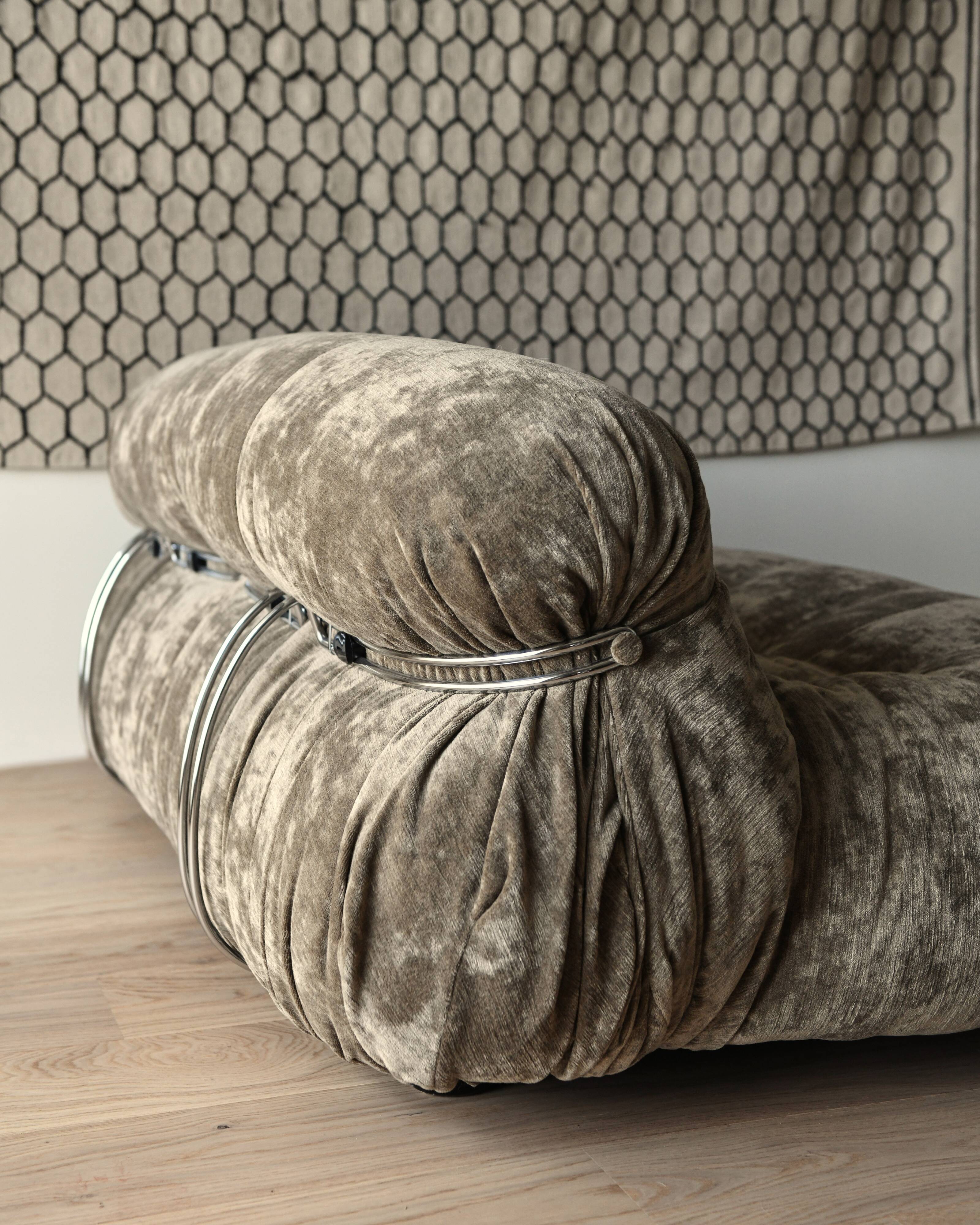 Cassina Soriana & Ottoman