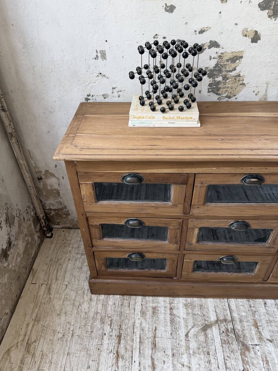 Grainetier meuble de métier en noyer 1950