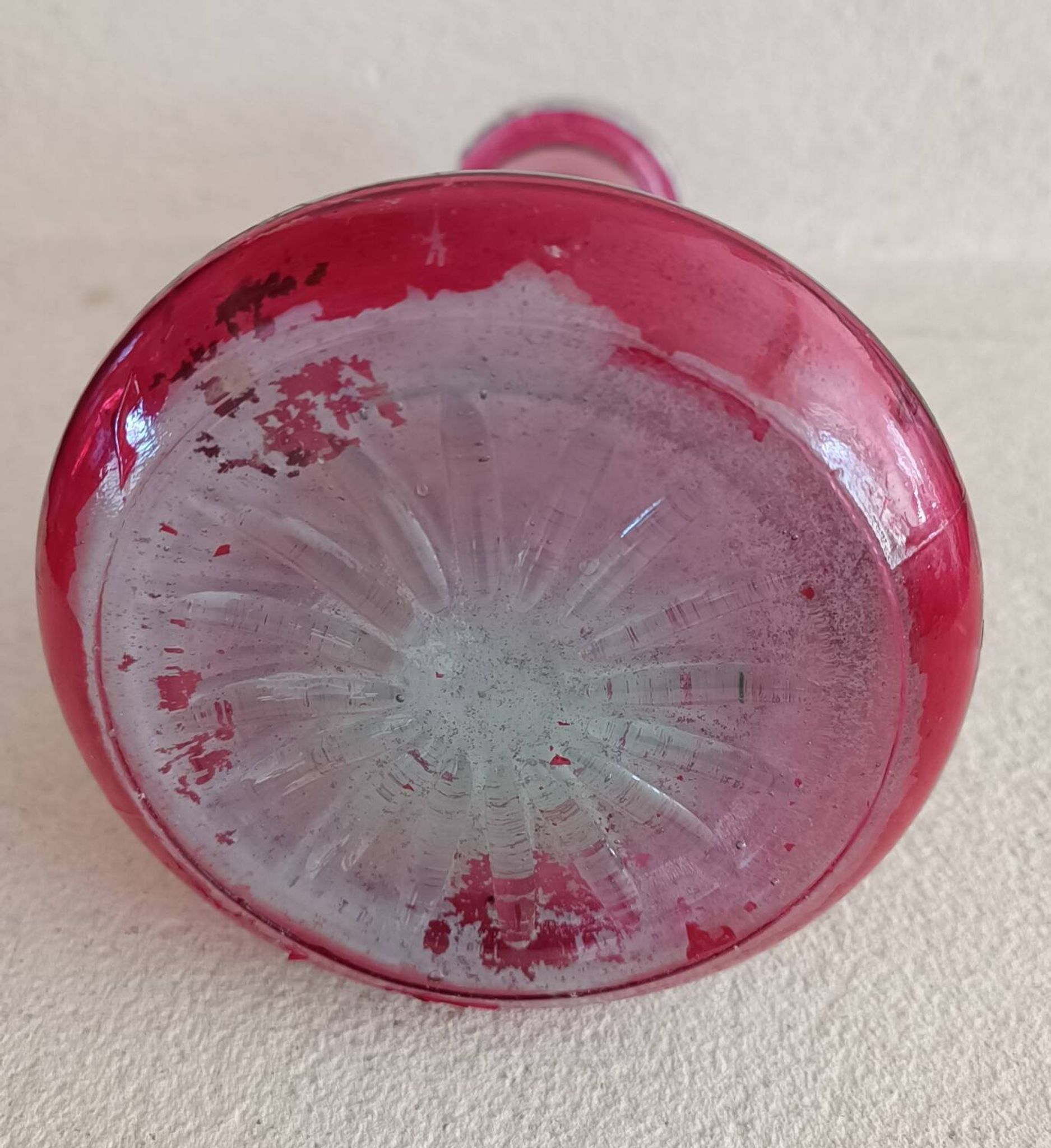 Molded glass vase