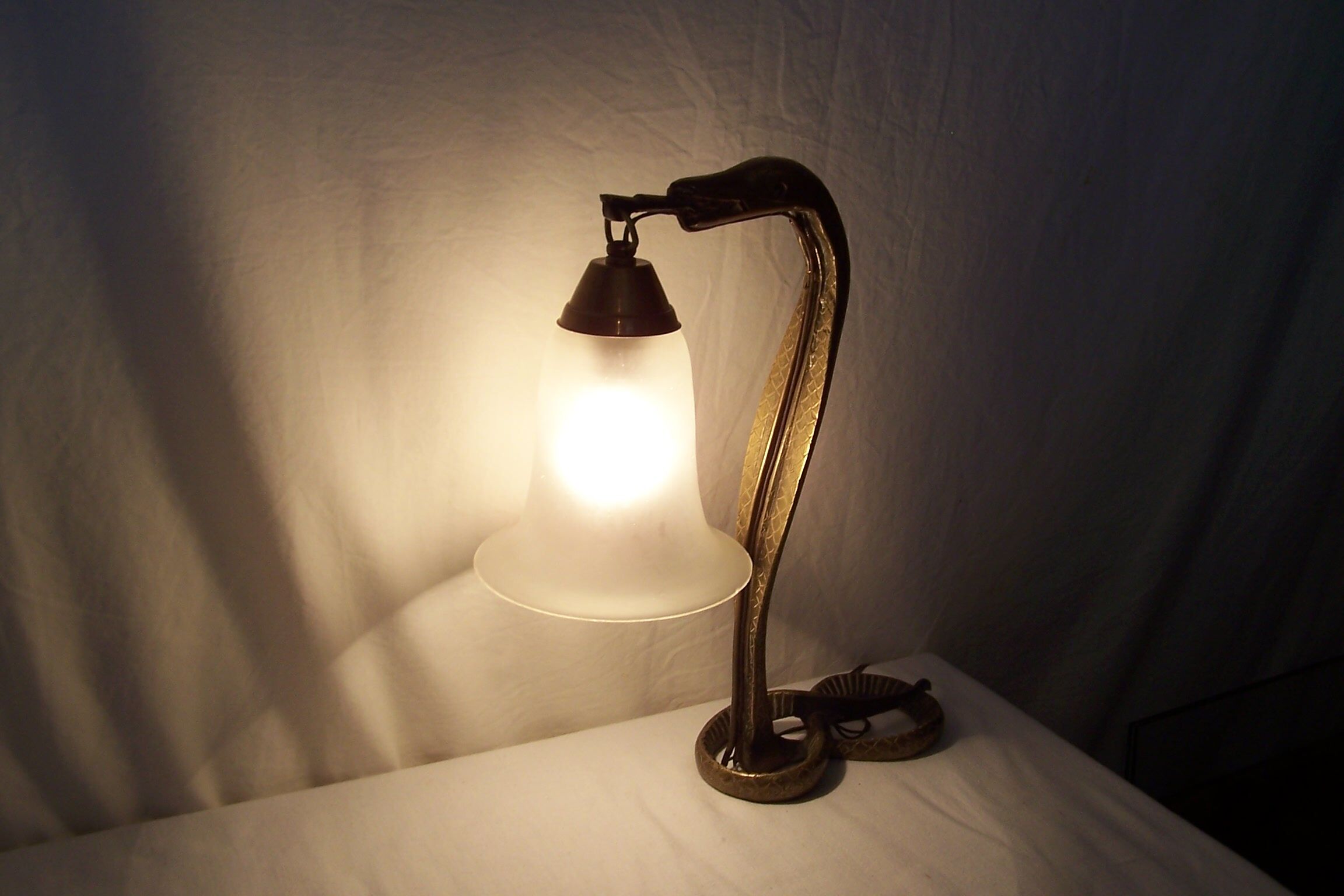 Bronze cobra lamp art deco