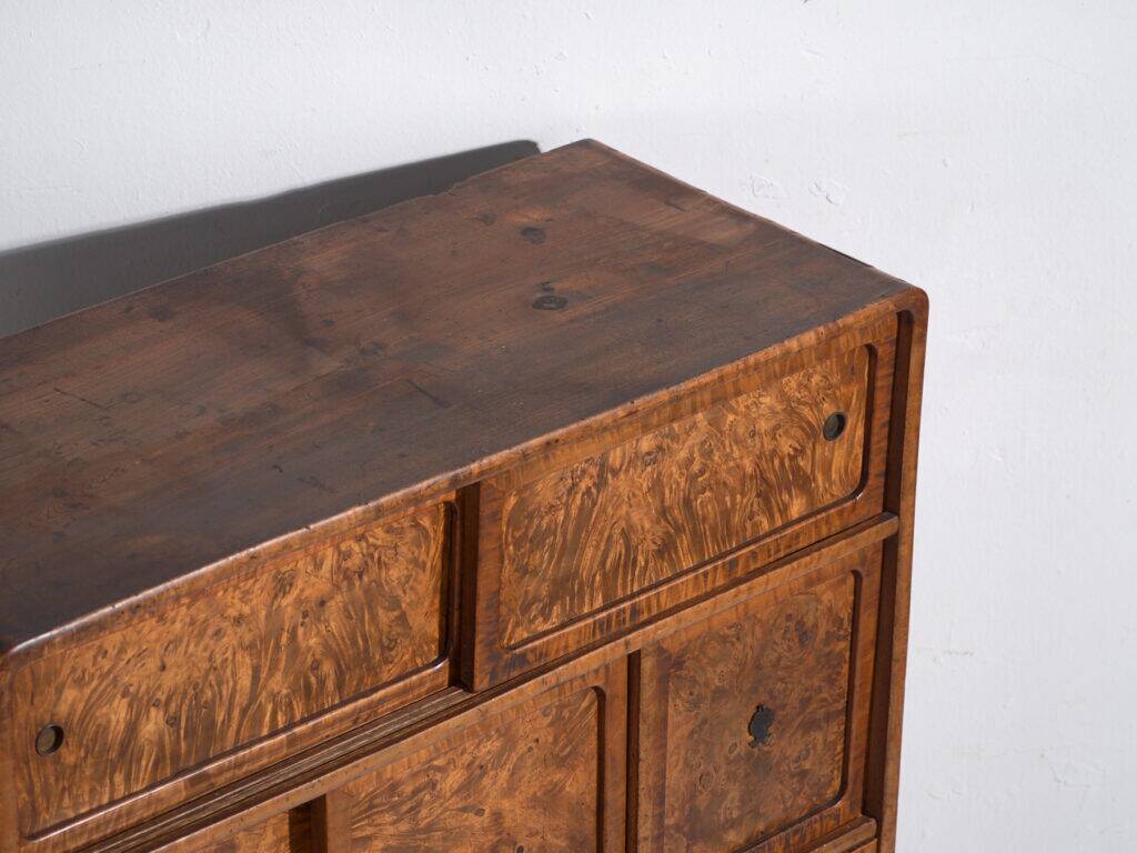 Ancient Japanese tansu of the mizuya-dansu type – Taishō/Showa period (circa 1910-1940)