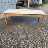 Farm table