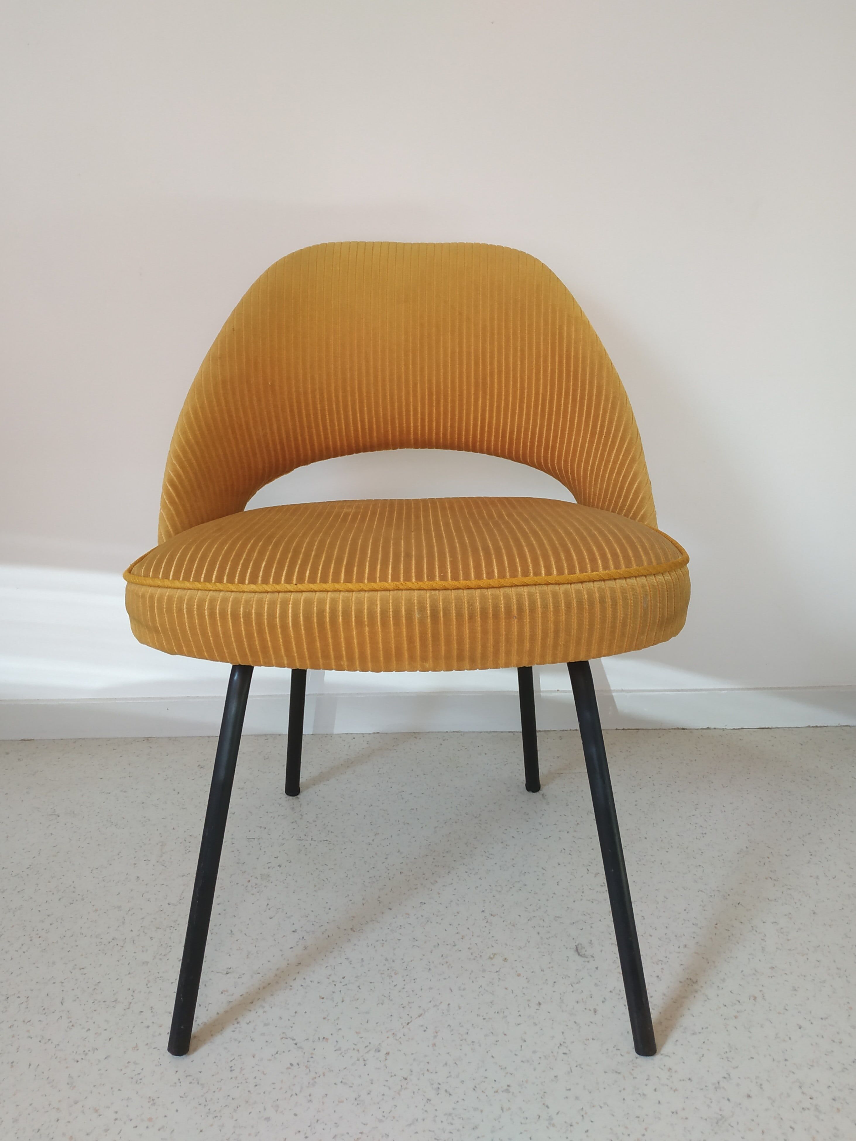 Chair by Eero Saarinen Knoll edition 1950