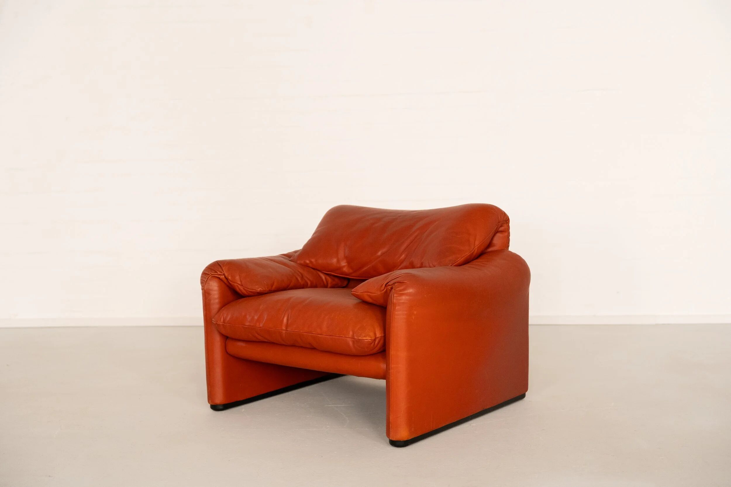 Maralunga by Vico Magistretti for Cassina