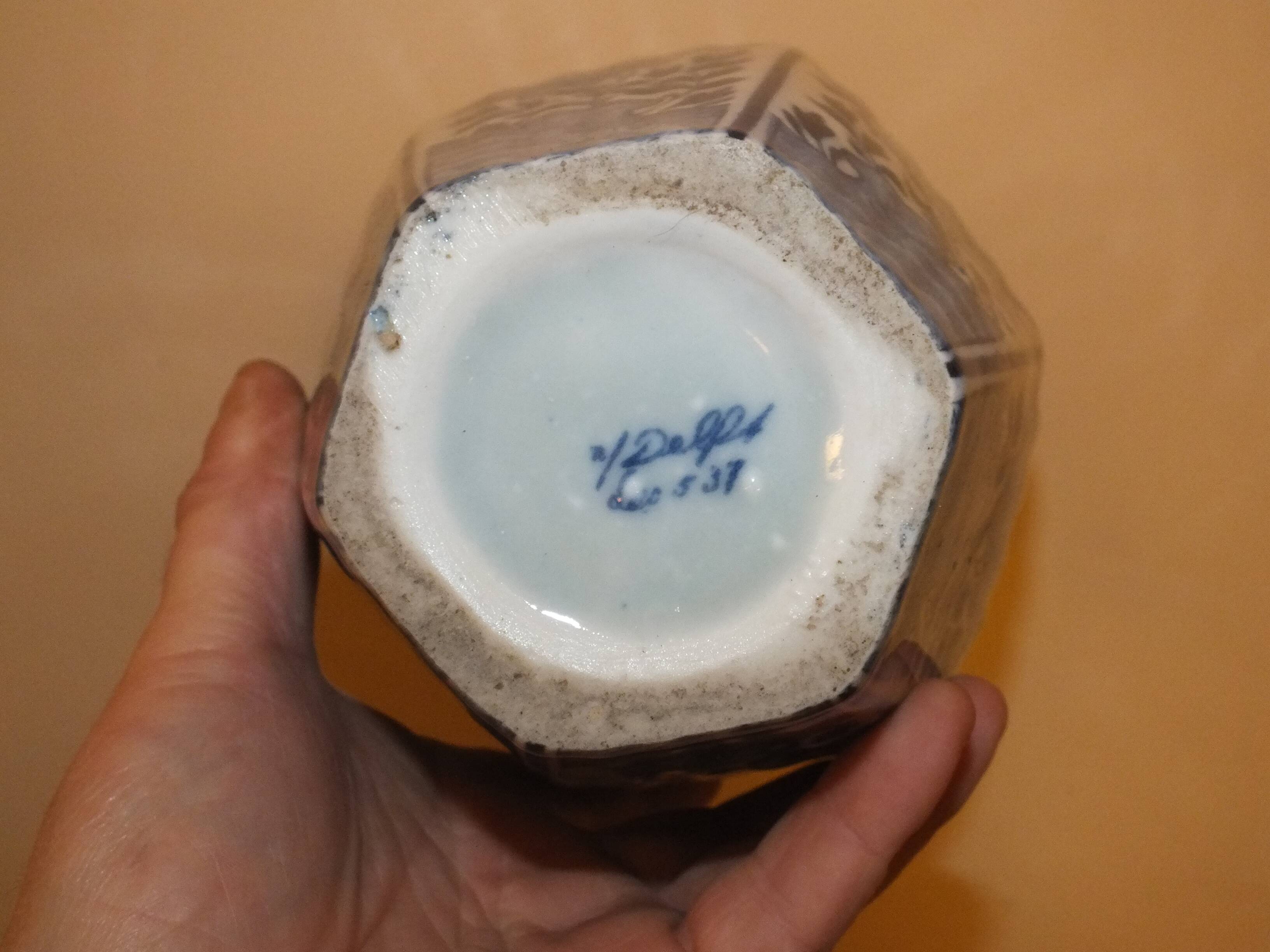 Delft porcelain vase in the style of the 18th century