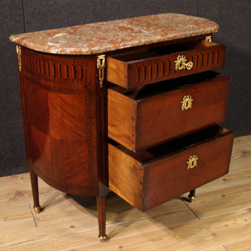 Petite commode française Napoléon III du XIXe siècle avec dessus en marbre